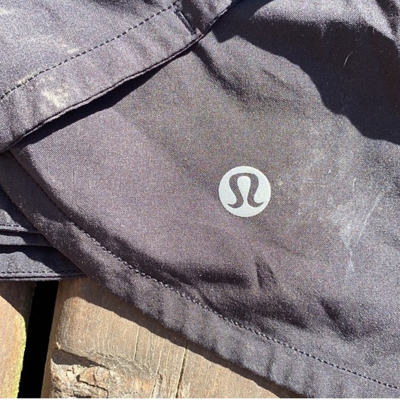 lululemon speed up shorts - Picture 3 of 5